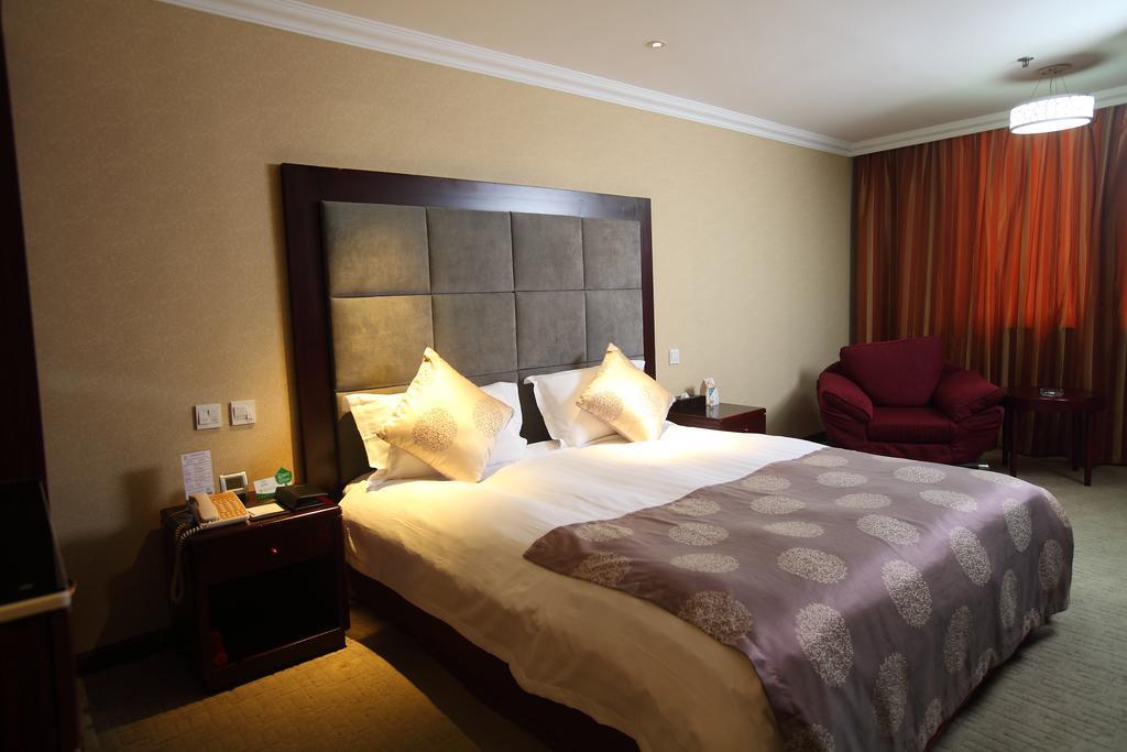 Qingdao Sanfod Hotel Rom bilde